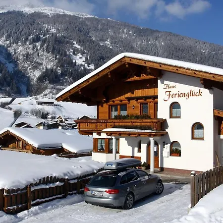 Haus Ferienglueck Apartment Neustift im Stubaital Exterior photo