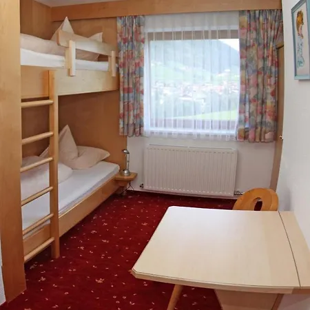 Haus Ferienglueck Apartment Neustift im Stubaital Room photo